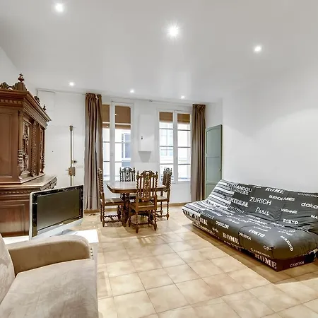 Louvre Tuileries Id257 Apartment Paris